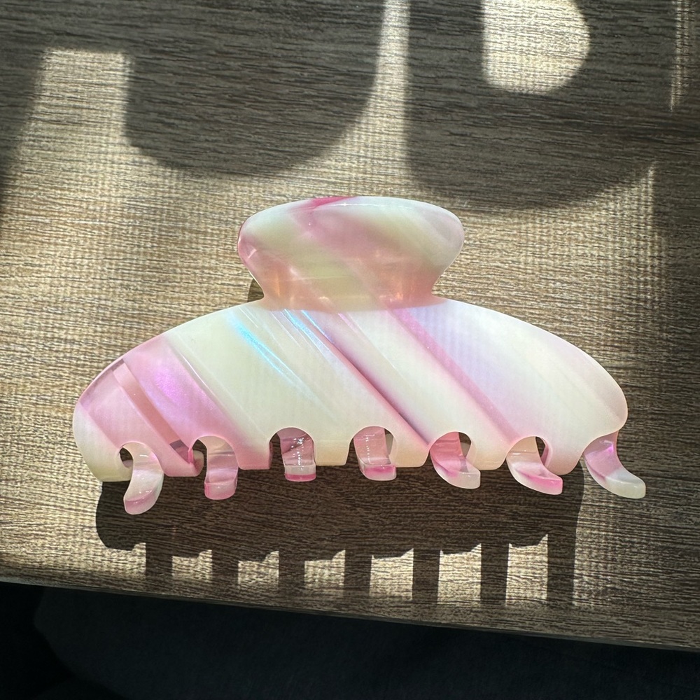 Emi Jay Big Effing Clip in Rose Water